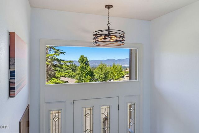 1314 Highcrest Drive, Medford, OR 97504