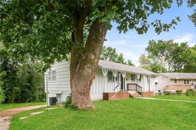 11016 E 51st Street, Kansas City, MO 64133