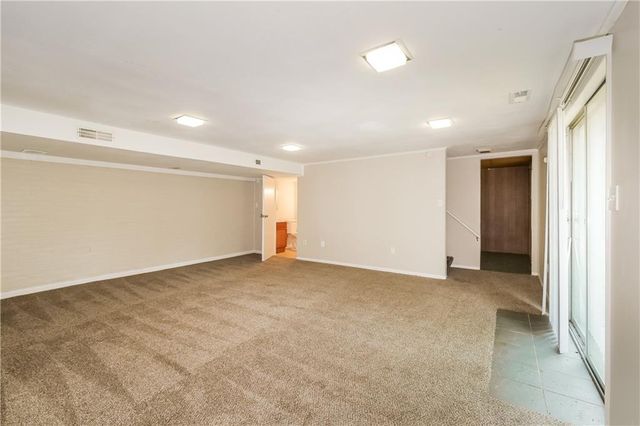11016 E 51st Street, Kansas City, MO 64133