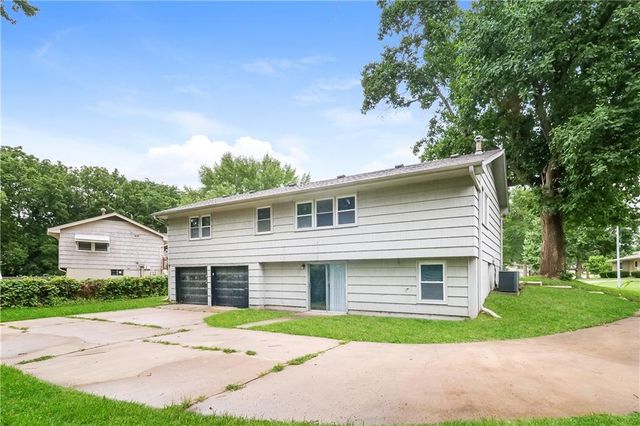 11016 E 51st Street, Kansas City, MO 64133