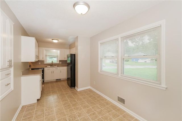 11016 E 51st Street, Kansas City, MO 64133