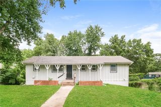 11016 E 51st Street, Kansas City, MO 64133