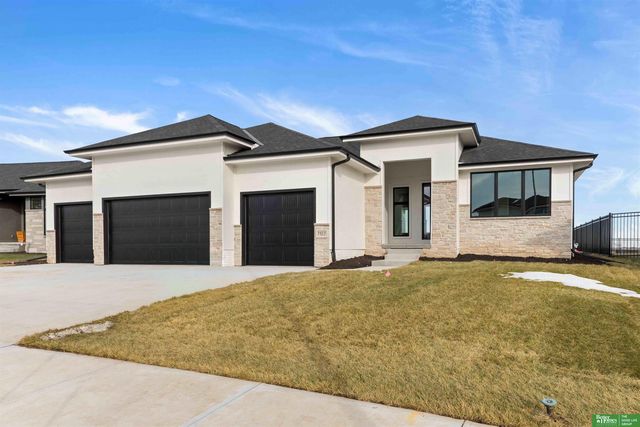 5415 N 196th Street, Elkhorn, NE 68022