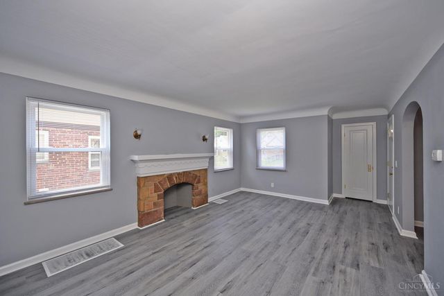 1837 Glendon Place, Cincinnati, OH 45237