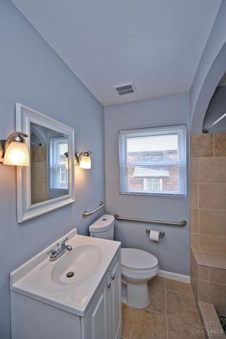 1837 Glendon Place, Cincinnati, OH 45237