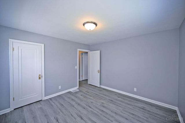 1837 Glendon Place, Cincinnati, OH 45237