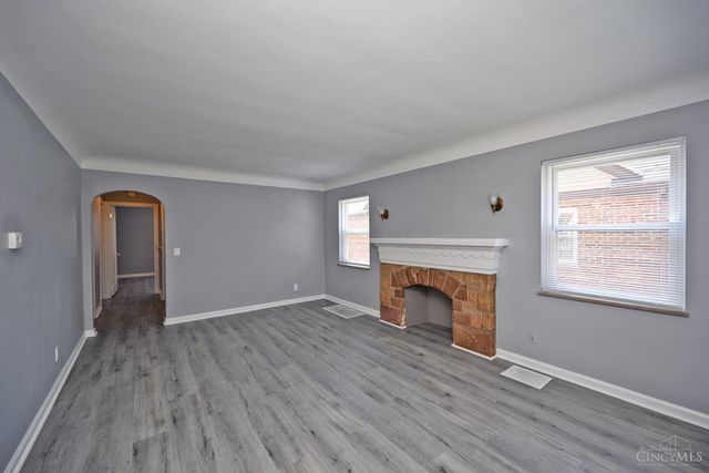 1837 Glendon Place, Cincinnati, OH 45237