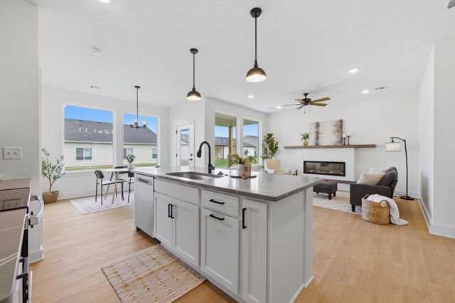 520 E Elmwood St, Park City, KS 67147