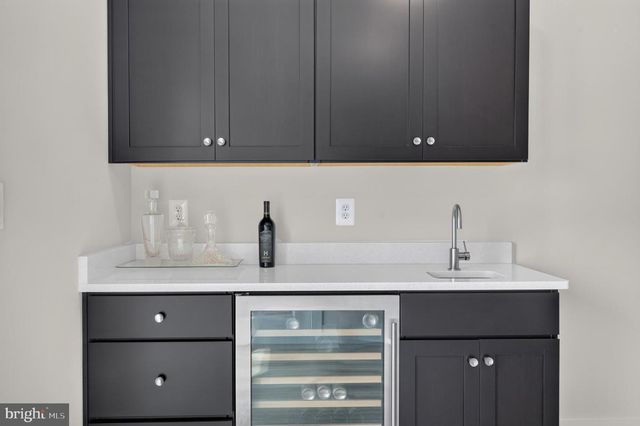 112 GLASS LN, Baltimore, MD 21230