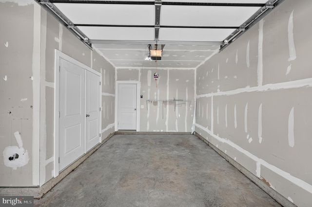 112 GLASS LN, Baltimore, MD 21230