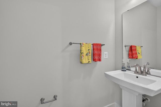 112 GLASS LN, Baltimore, MD 21230