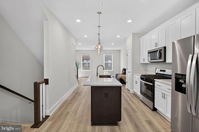 112 GLASS LN, Baltimore, MD 21230