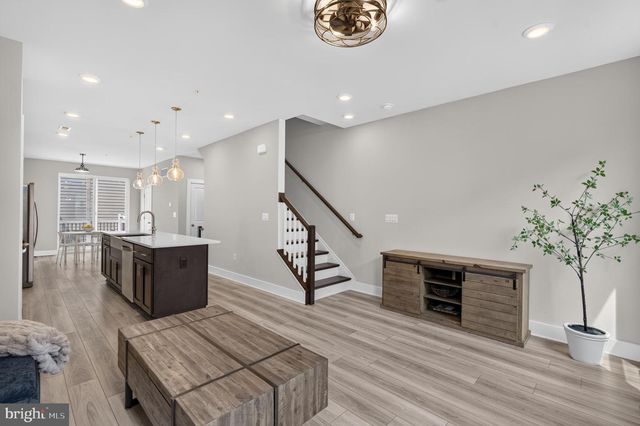 112 GLASS LN, Baltimore, MD 21230