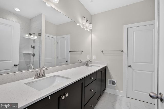 112 GLASS LN, Baltimore, MD 21230