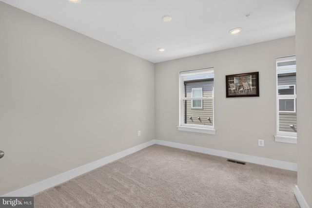 112 GLASS LN, Baltimore, MD 21230