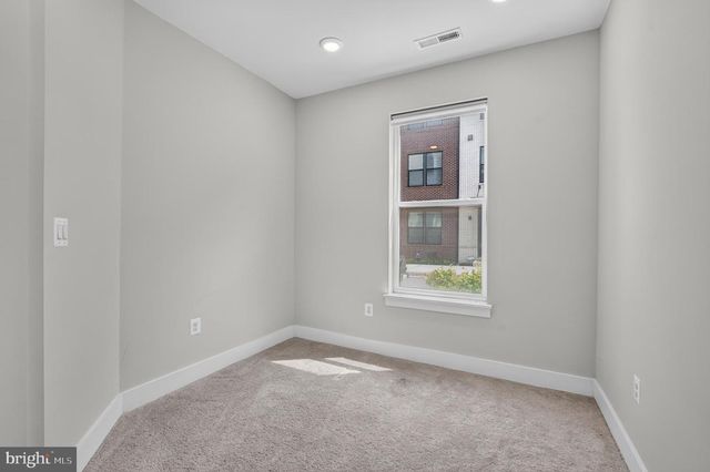 112 GLASS LN, Baltimore, MD 21230
