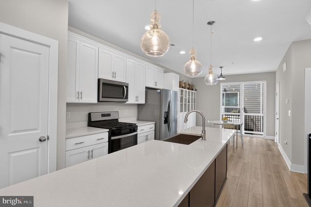 112 GLASS LN, Baltimore, MD 21230