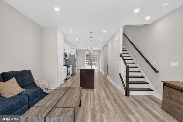 112 GLASS LN, Baltimore, MD 21230