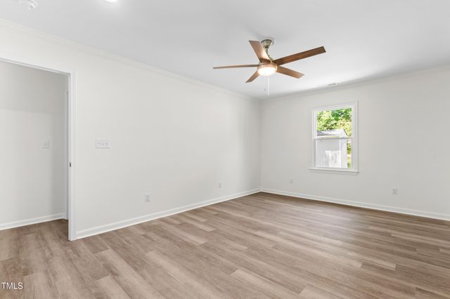 320 Clay Street, Clayton, NC 27520