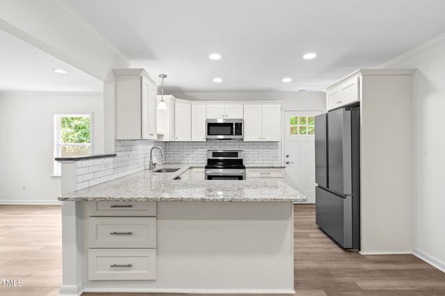 320 Clay Street, Clayton, NC 27520