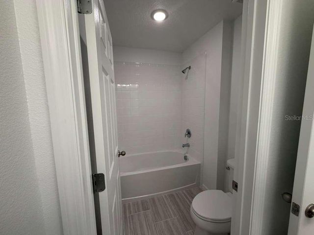 466 THOMPSON VILLAGE AVENUE, Apopka, FL 32703