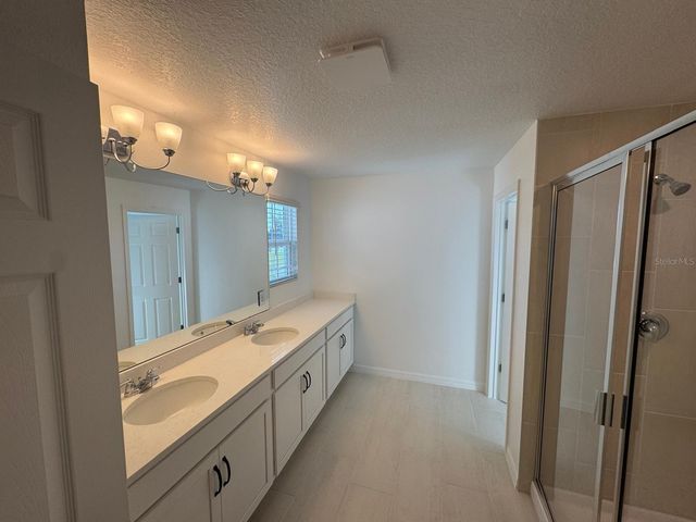 466 THOMPSON VILLAGE AVENUE, Apopka, FL 32703