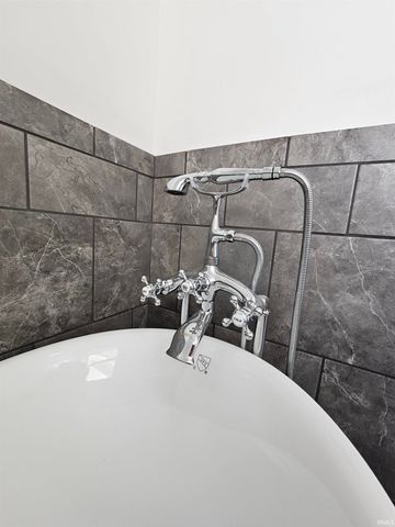 1036 S Webster Street, Kokomo, IN 46902