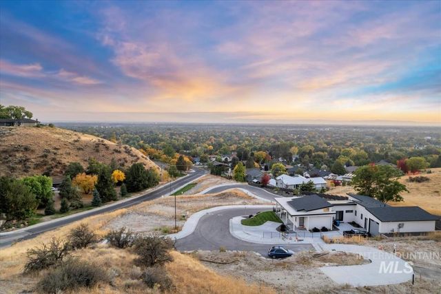 5513 N Polecat Lofts Ln, Boise, ID 83703