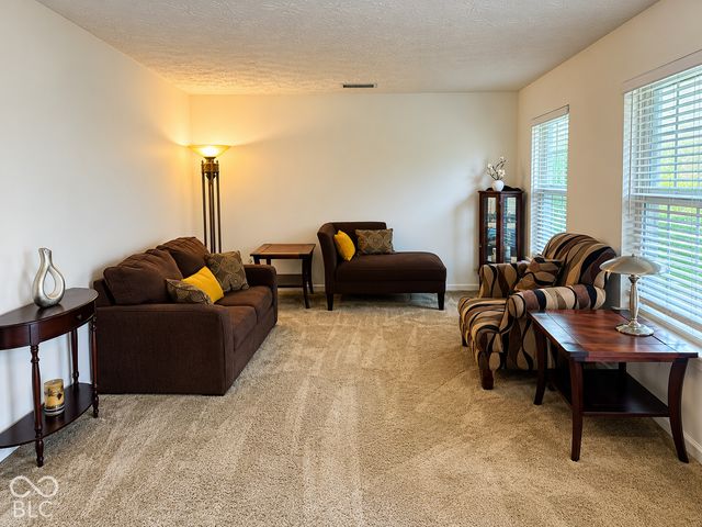 13341 Kimberlite Drive, Fishers, IN 46038