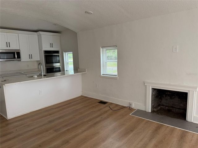 112 AVOCADO AVENUE, Sanford, FL 32771