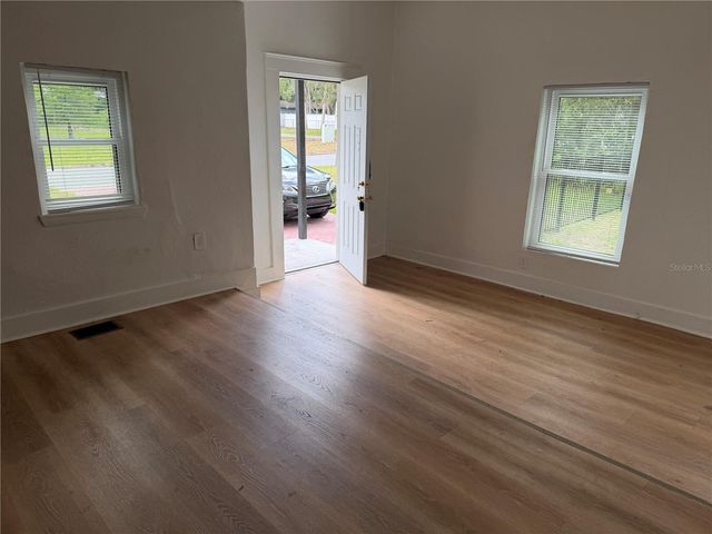 112 AVOCADO AVENUE, Sanford, FL 32771