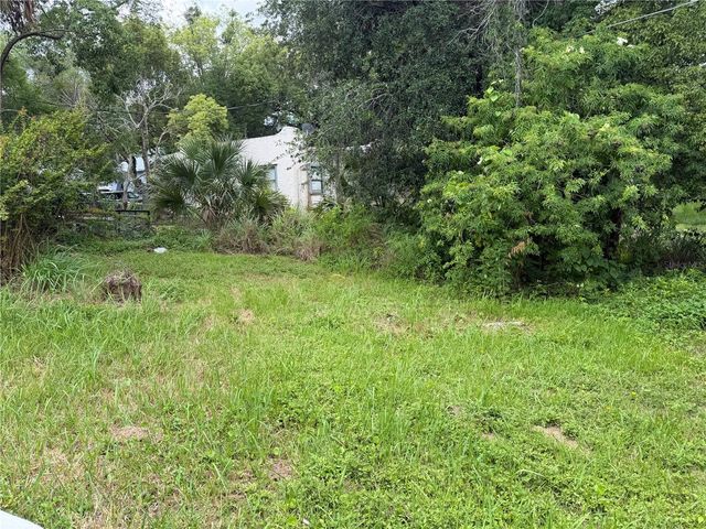 112 AVOCADO AVENUE, Sanford, FL 32771