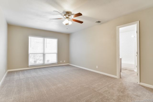 9550 New World, San Antonio, TX 78239