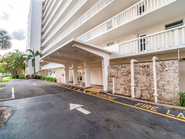 2555 NE 11th Street 606, Fort Lauderdale, FL 33304