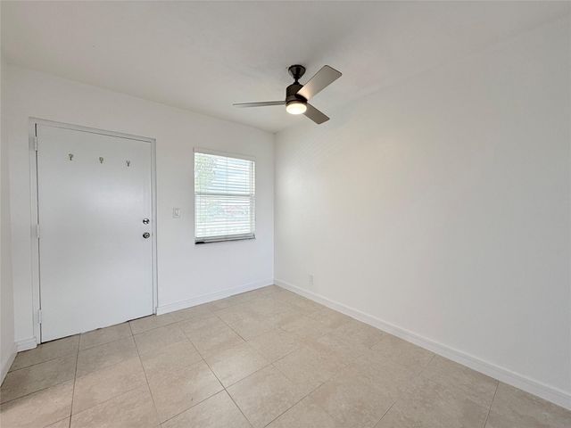 2555 NE 11th Street 606, Fort Lauderdale, FL 33304