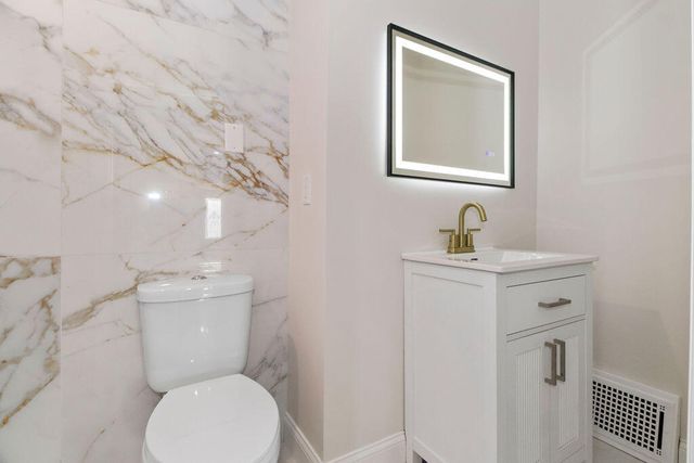 2019 Calumet Avenue, Whiting, IN 46394