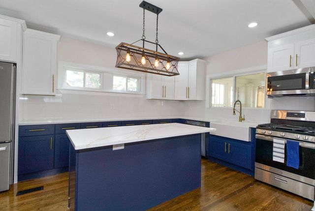 2019 Calumet Avenue, Whiting, IN 46394