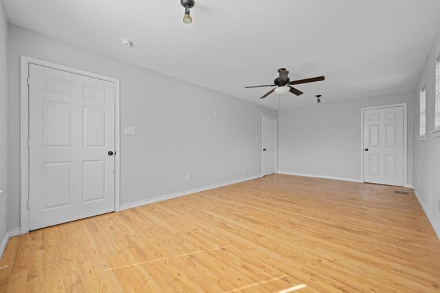 1802 N Wilhite Street, Cleburne, TX 76031