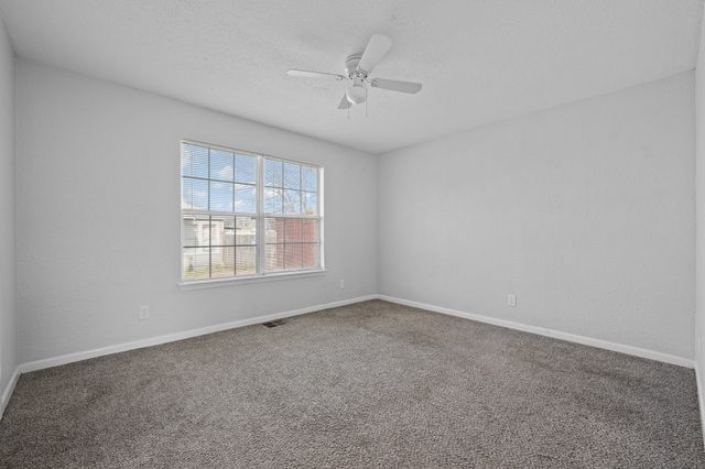 1802 N Wilhite Street, Cleburne, TX 76031