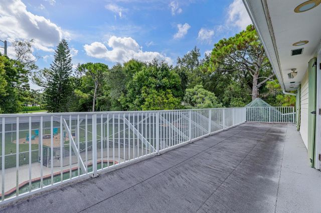 19780 Castlewood Drive, Jupiter, FL 33458