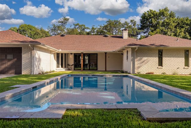 6910 Waggoner Drive, Dallas, TX 75230