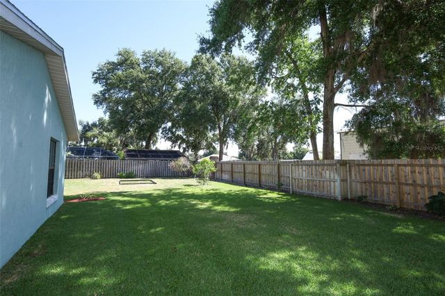 610 YORKTOWN DRIVE, Leesburg, FL 34748