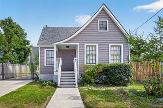 1210 Shearn Street, Houston, TX 77007