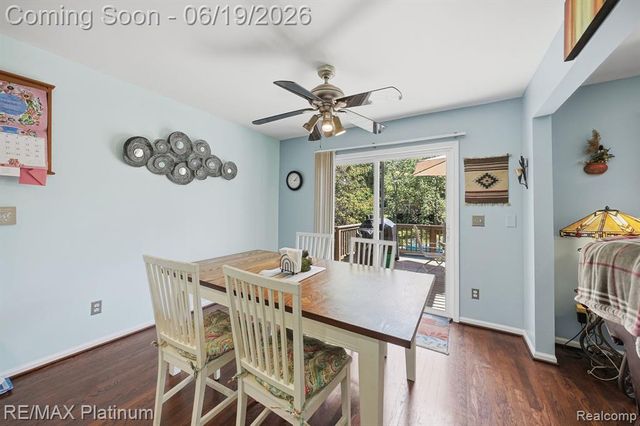 1321 Glen Oak Drive, Holly, MI 48442