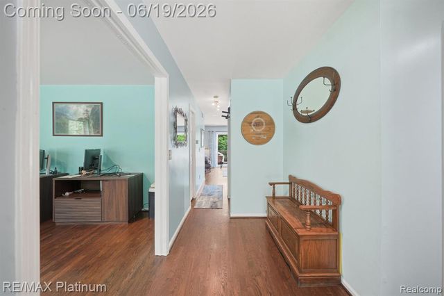 1321 Glen Oak Drive, Holly, MI 48442