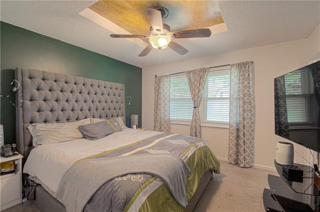 636 Sheidley Avenue, Bonner Springs, KS 66012