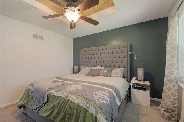 636 Sheidley Avenue, Bonner Springs, KS 66012