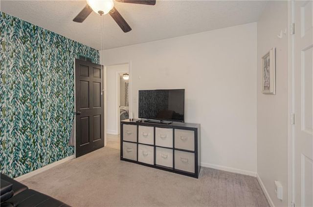 636 Sheidley Avenue, Bonner Springs, KS 66012