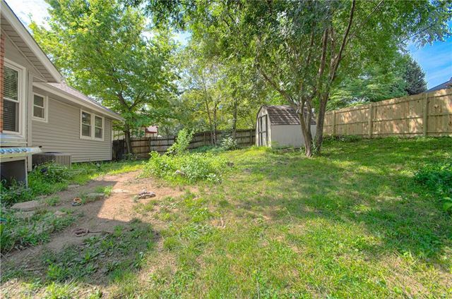 636 Sheidley Avenue, Bonner Springs, KS 66012