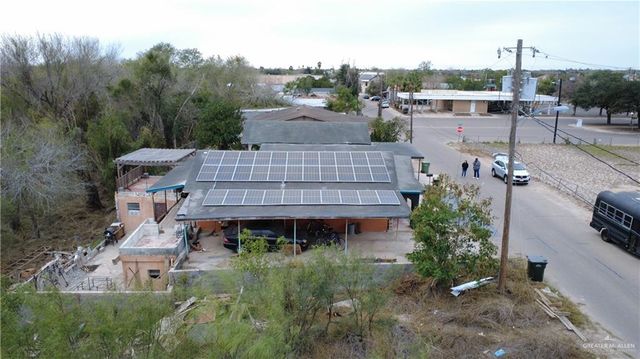 104 E Water Street, Rio Grande City, TX 78582